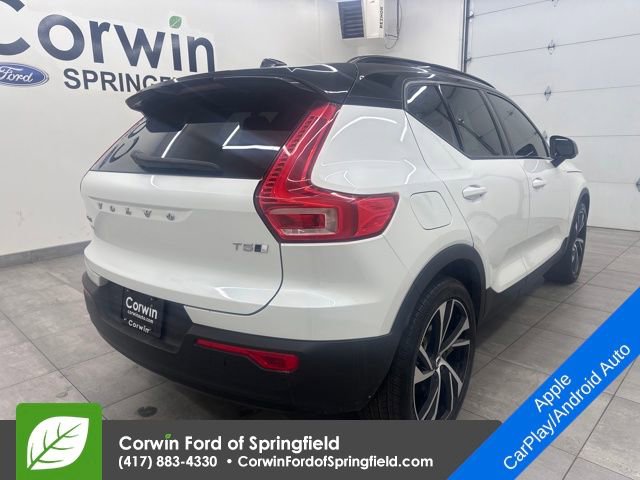 Used 2021 Volvo XC40 T5 R-Design w/ Protection Package Premier image 6
