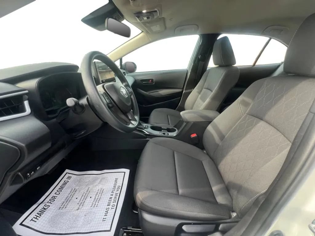 Used 2026 Toyota Corolla LE FWD image 10