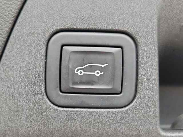 Certified 2021 Buick Envision Essence w/ Sport Touring Package FWD image 10