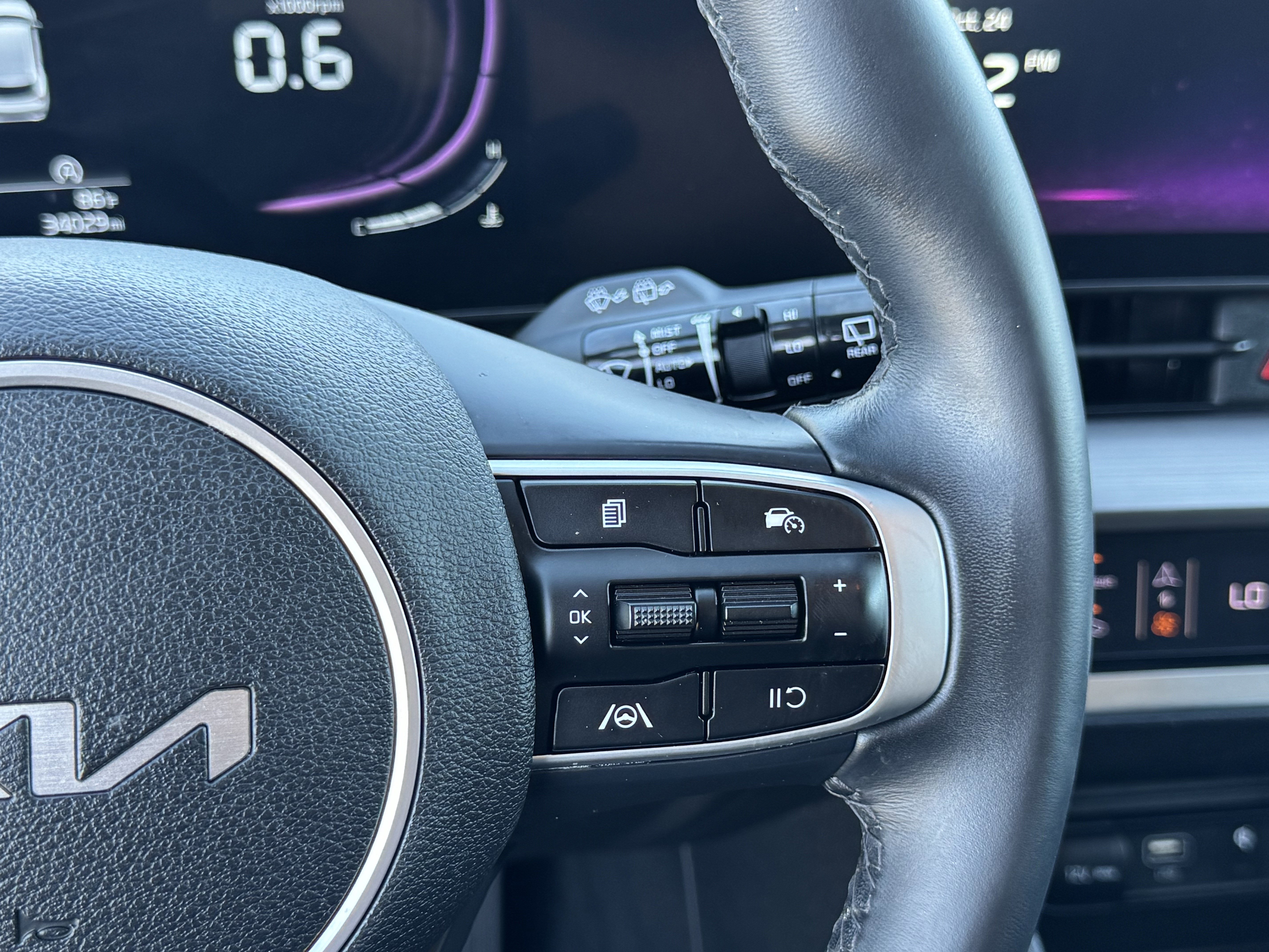 Used 2024 Kia Sportage EX image 22