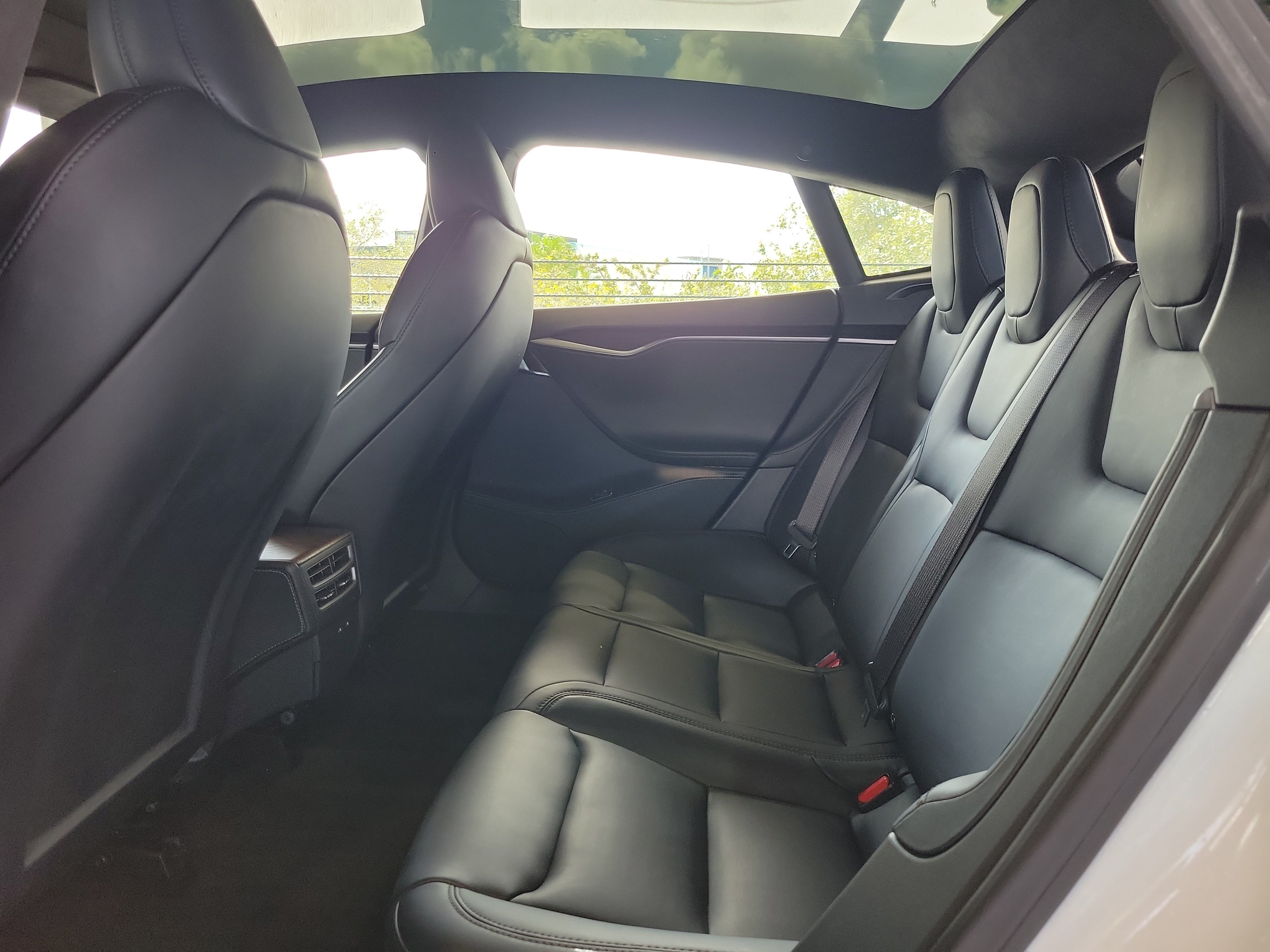 Used 2021 Tesla Model S Long Range Plus AWD/4WD image 9