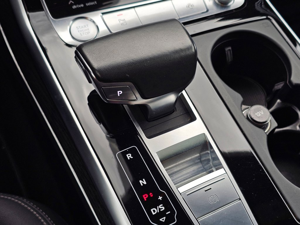 Used 2019 Audi Q8 Prestige w/ Towing Package image 15