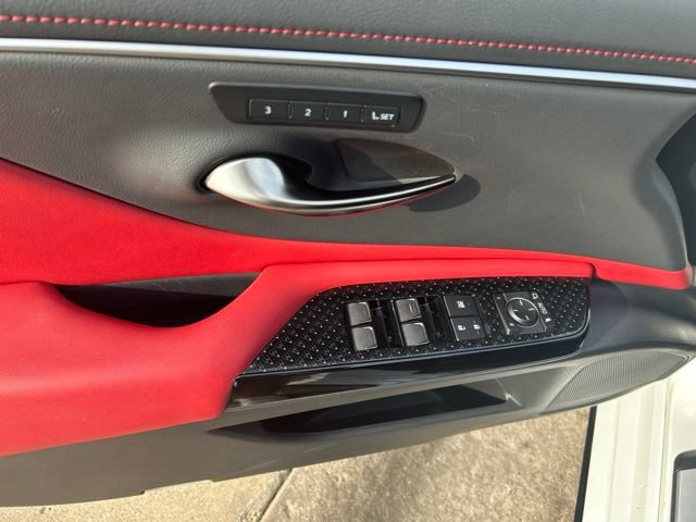 Used 2025 Lexus ES 350 F Sport FWD image 29
