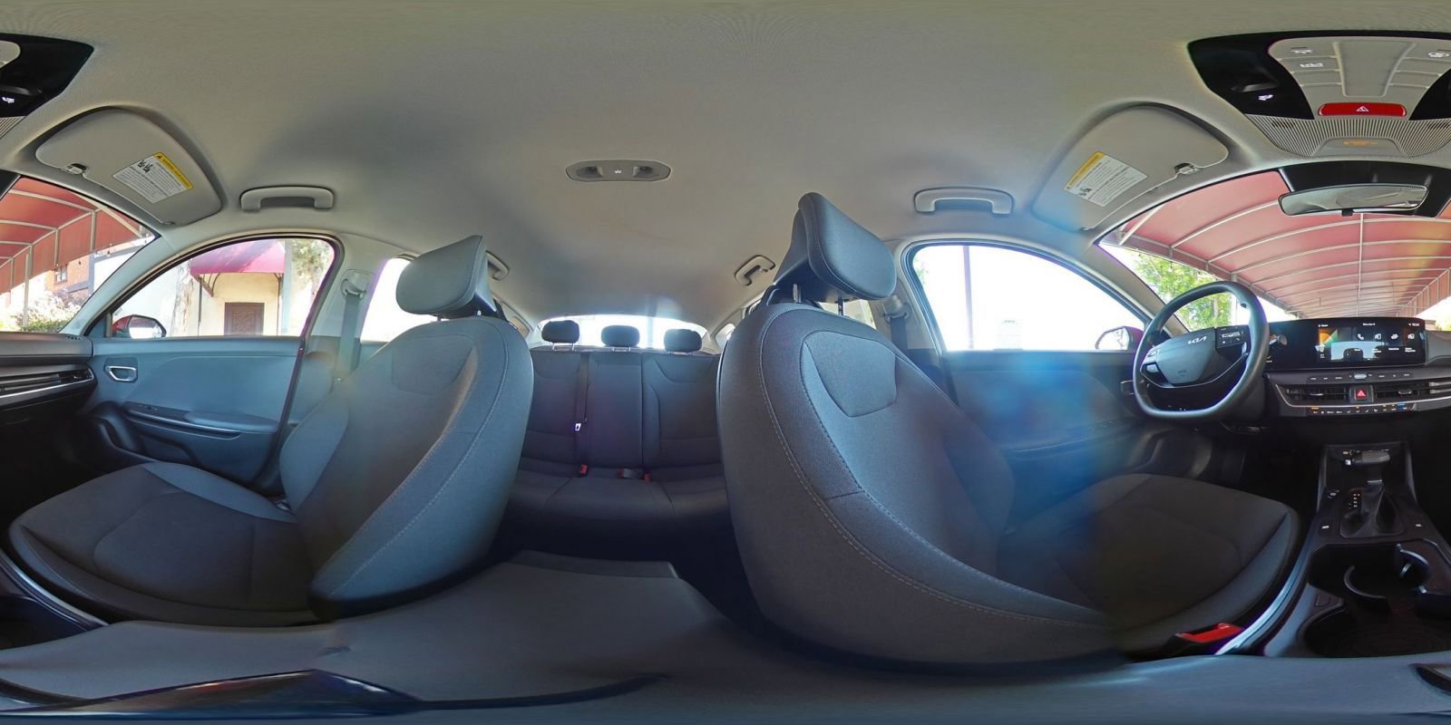 Used 2025 Kia K4 LXS image 41