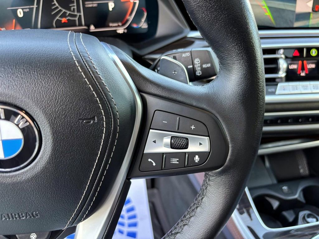 Used 2023 BMW X5 xDrive40i w/ Premium Package image 18