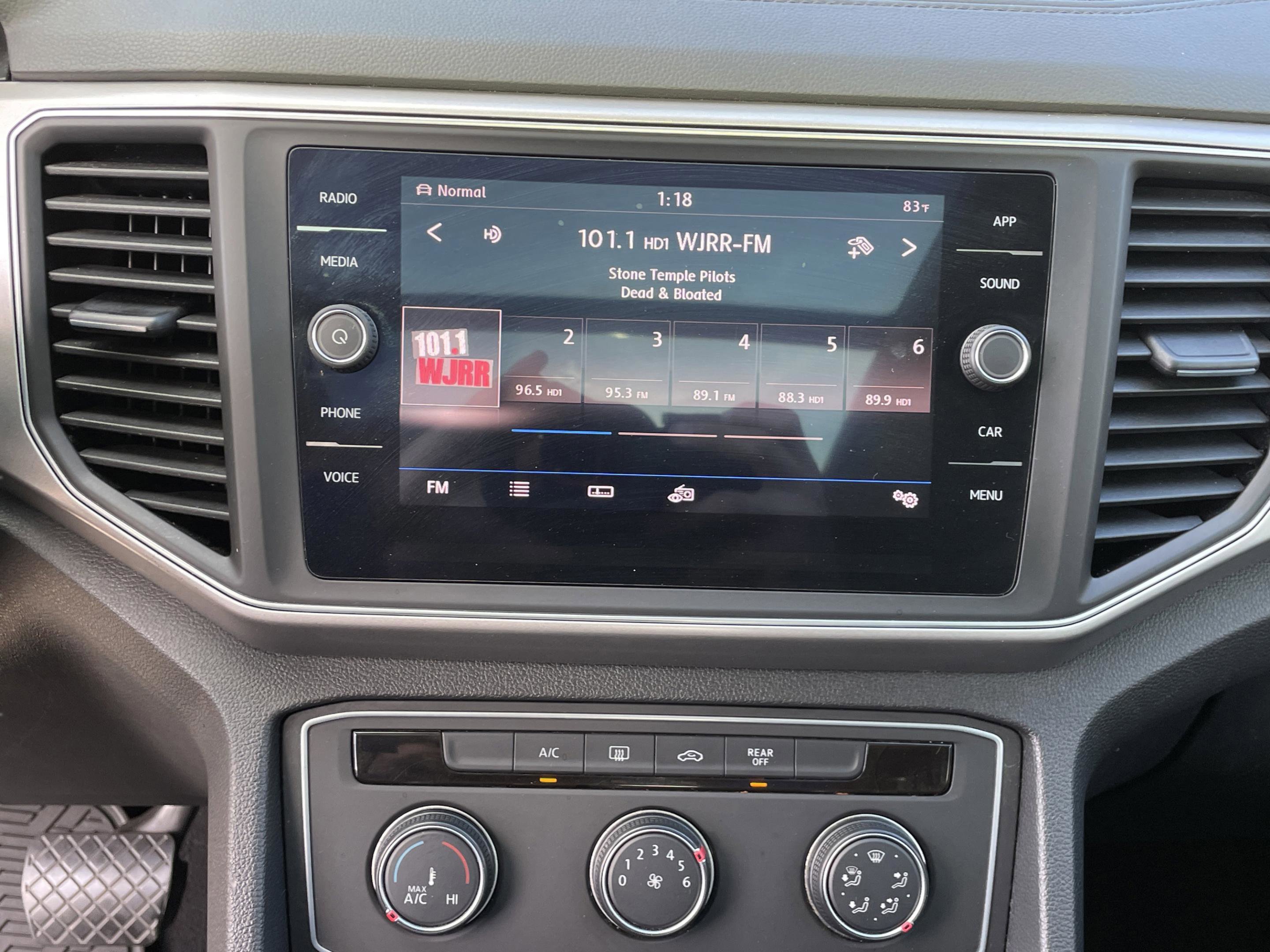 Used 2018 Volkswagen Atlas Launch Edition image 29