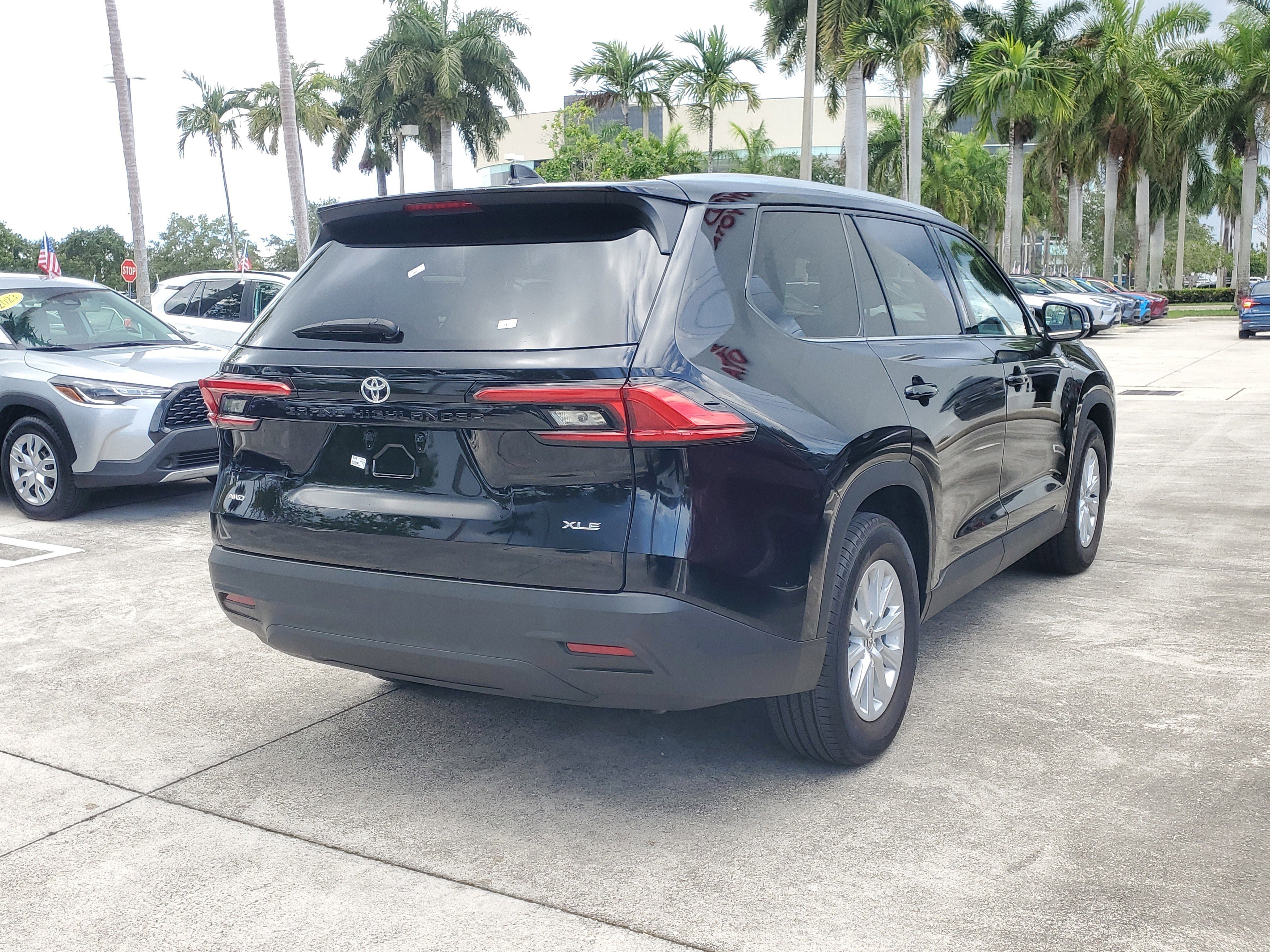 Used 2024 Toyota Grand Highlander XLE image 8