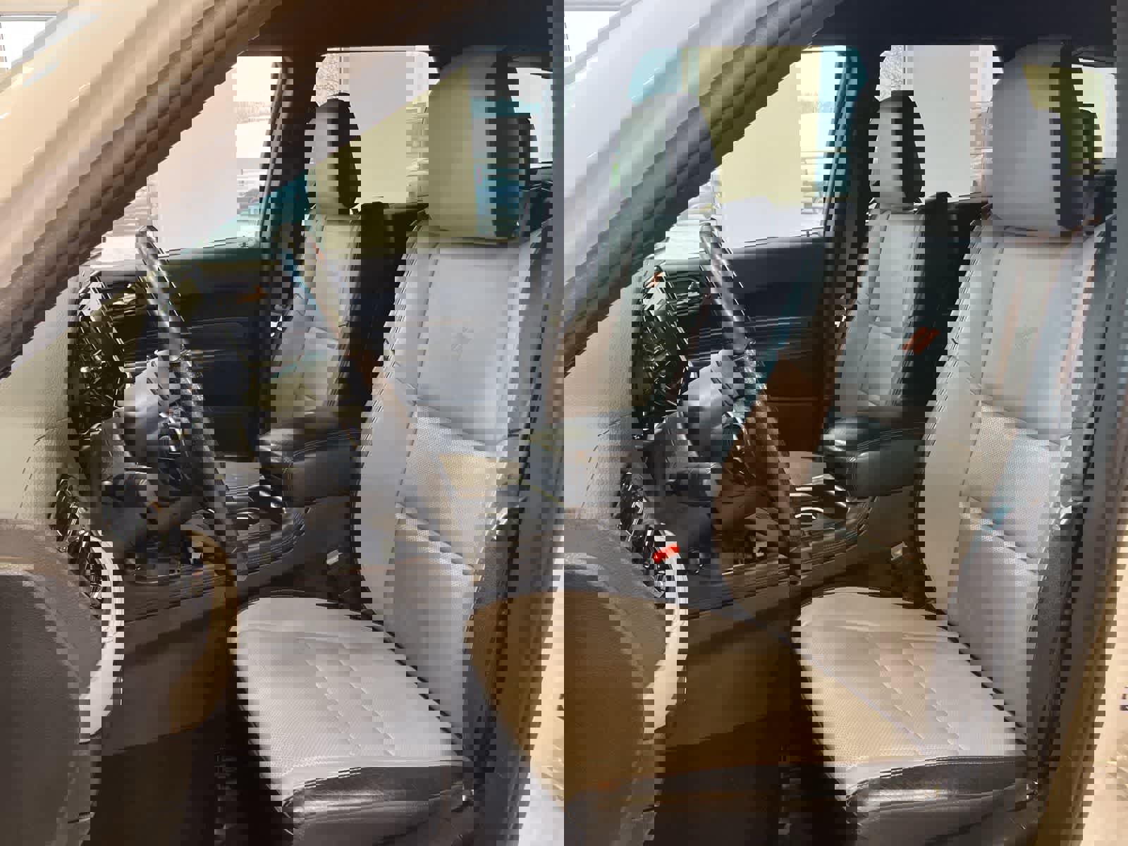 Used 2024 Dodge Durango R/T w/ Blacktop Package image 10