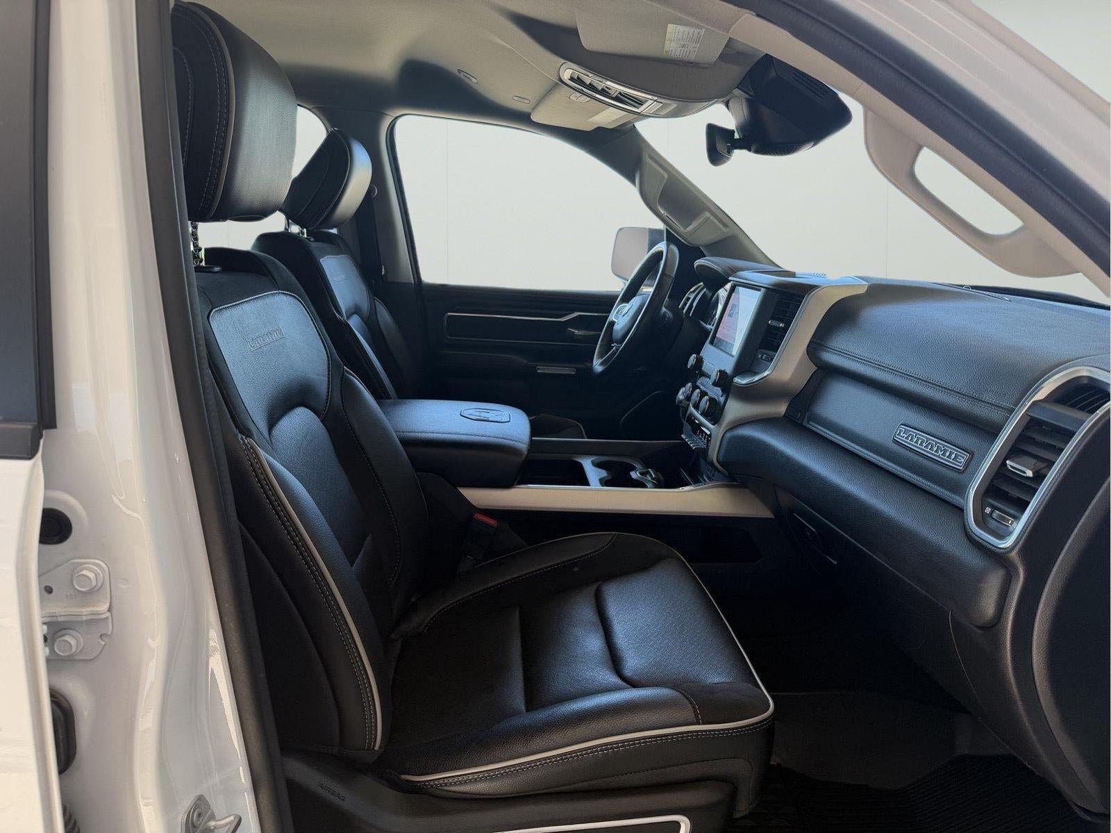 Used 2022 RAM 1500 Laramie AWD/4WD image 18