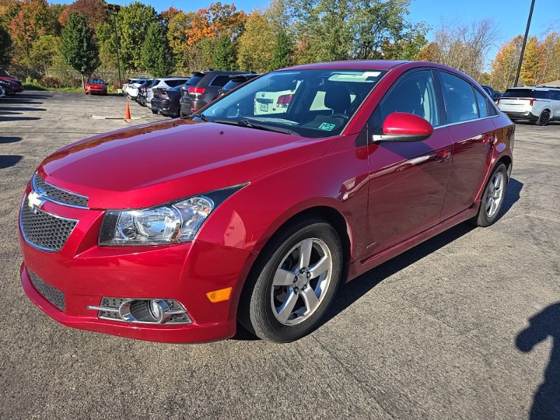 Used 2014 Chevrolet Cruze LT w/ RS Package FWD image 3