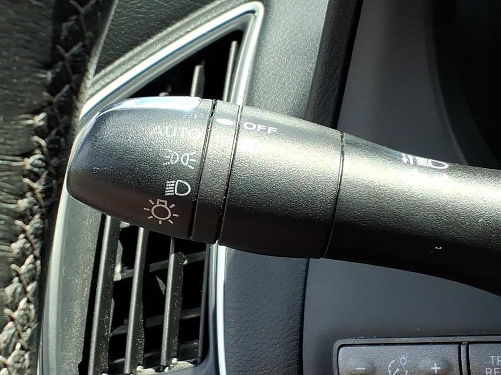 Used 2017 INFINITI Q60 3.0t AWD/4WD image 26