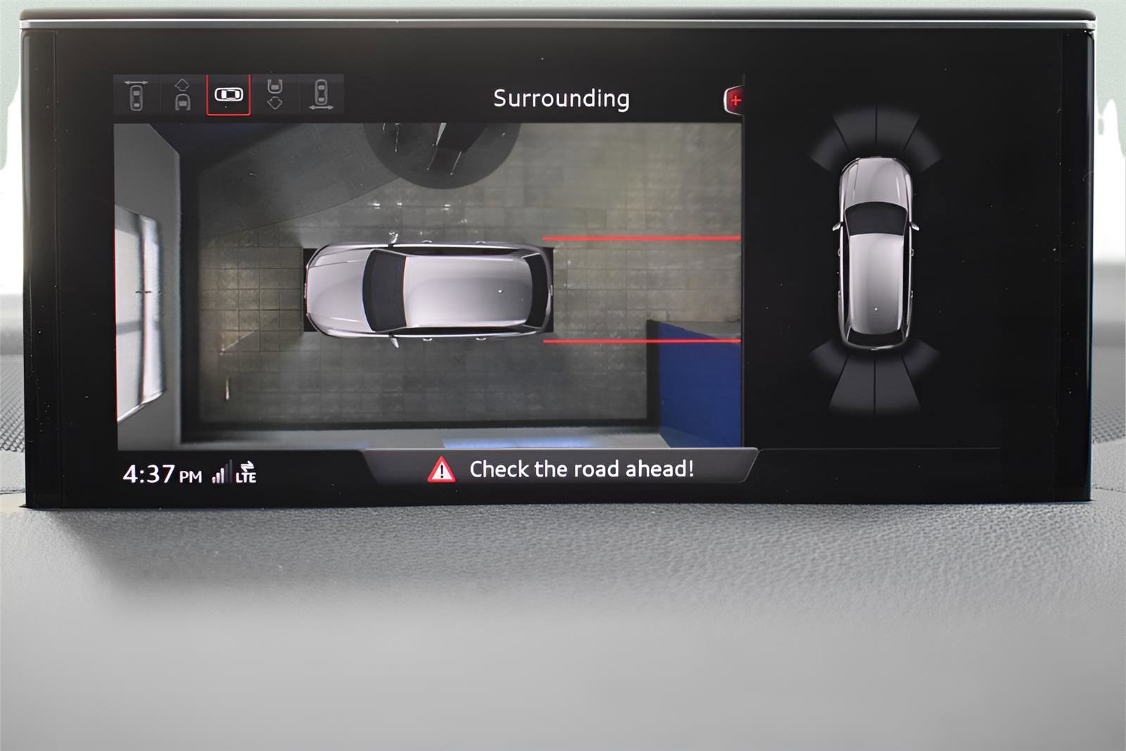 Used 2017 Audi Q7 3.0T Premium Plus image 21