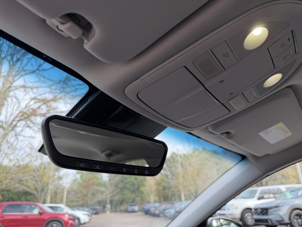 Used 2021 Genesis G70 2.0T image 28