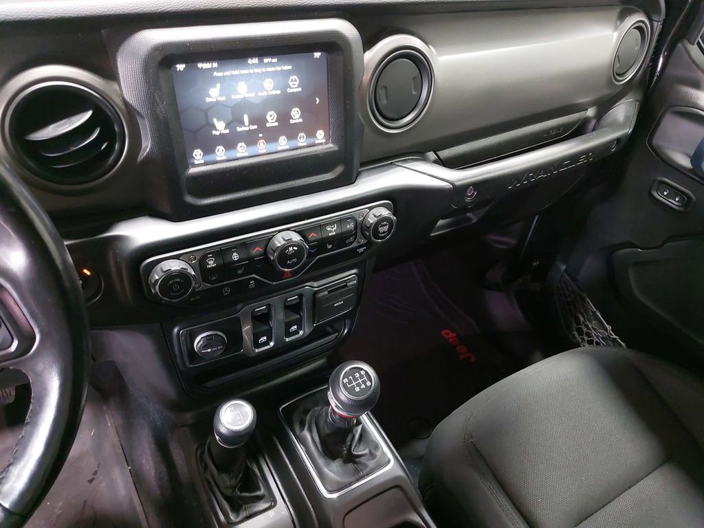 Used 2022 Jeep Wrangler Sport S image 19