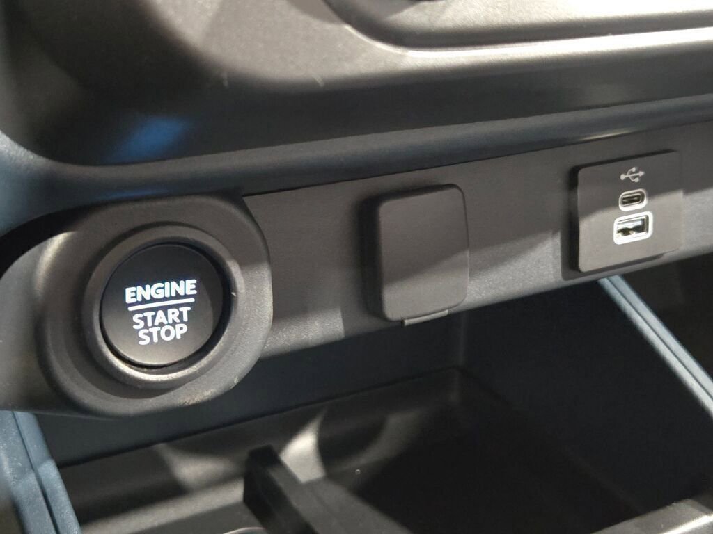 New 2025 Ford Maverick XLT w/ XLT Luxury Package image 27