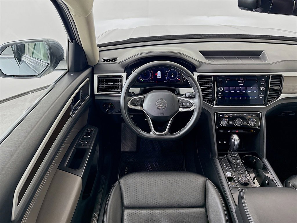 Used 2022 Volkswagen Atlas SE image 4