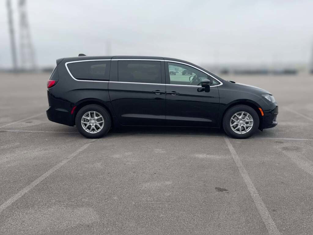 New 2026 Chrysler Voyager LX image 14