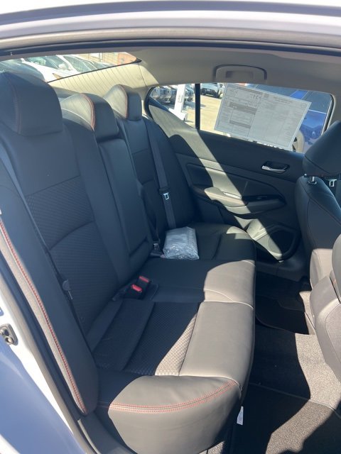 New 2025 Nissan Altima 2.5 SR image 7