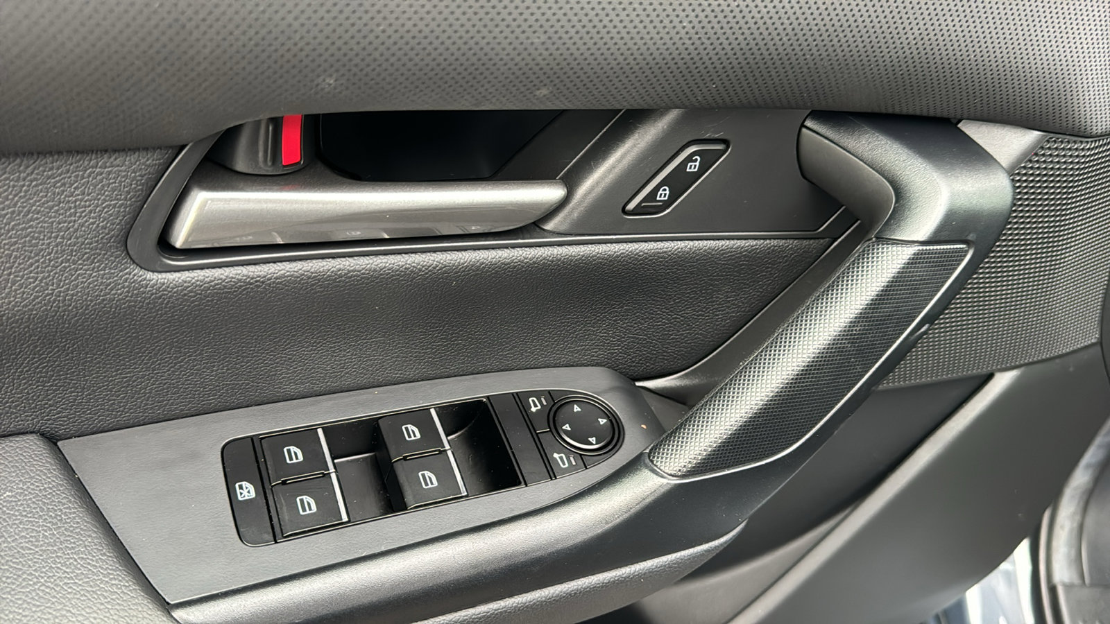 Certified 2024 MAZDA CX-50 AWD 2.5 S w/ Preferred Package image 12