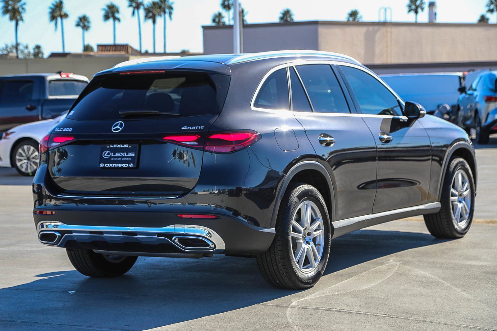 Used 2025 Mercedes-Benz GLC 300 4MATIC image 7