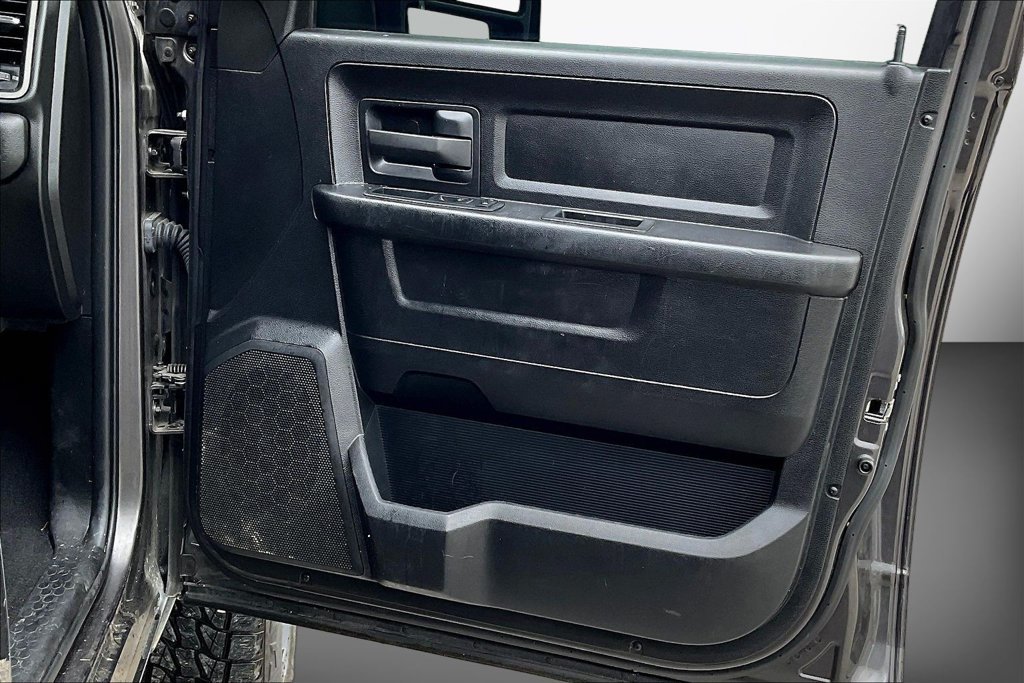 Certified 2024 RAM 2500 Tradesman w/ Chrome Appearance Group AWD/4WD image 27