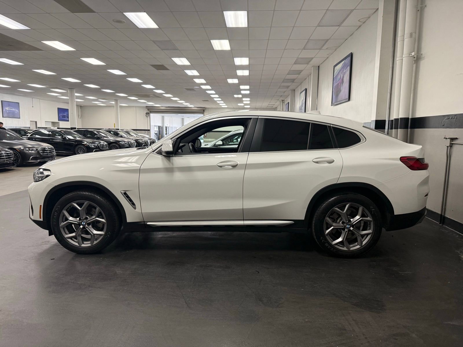 Used 2023 BMW X4 xDrive30i w/ Convenience Package image 7