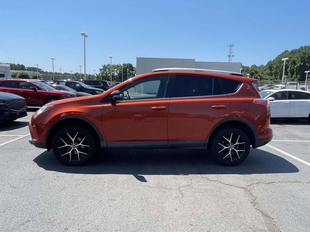 Used 2016 Toyota RAV4 SE AWD/4WD image 10