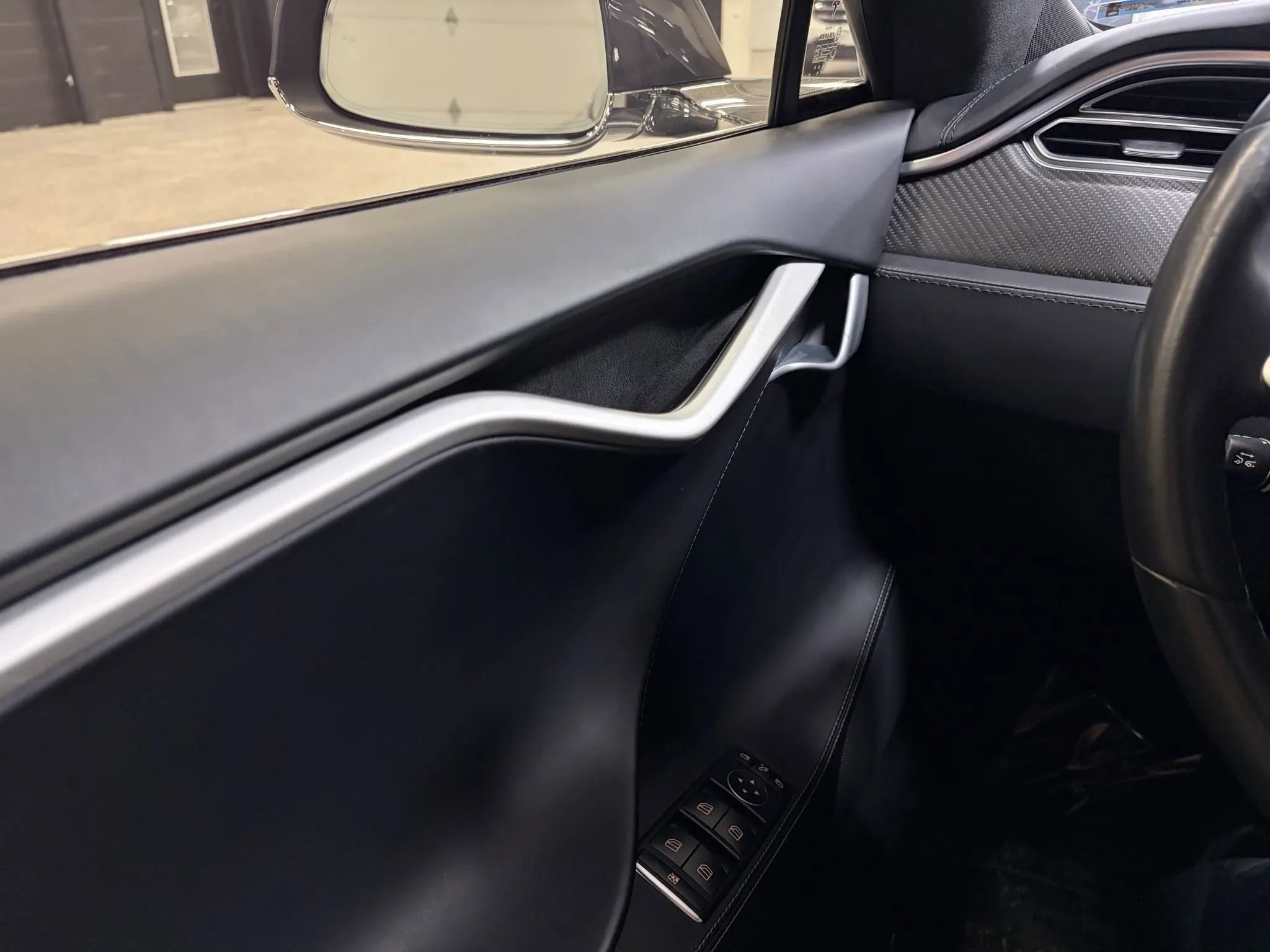 Used 2017 Tesla Model S 75D image 34