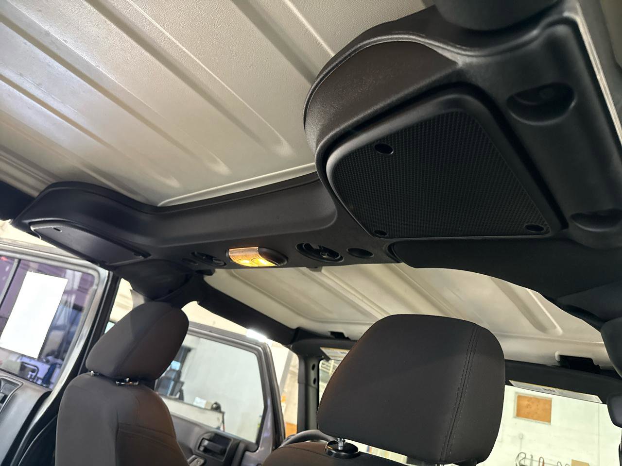 Used 2018 Jeep Wrangler Unlimited Sport w/ Connectivity Group image 42