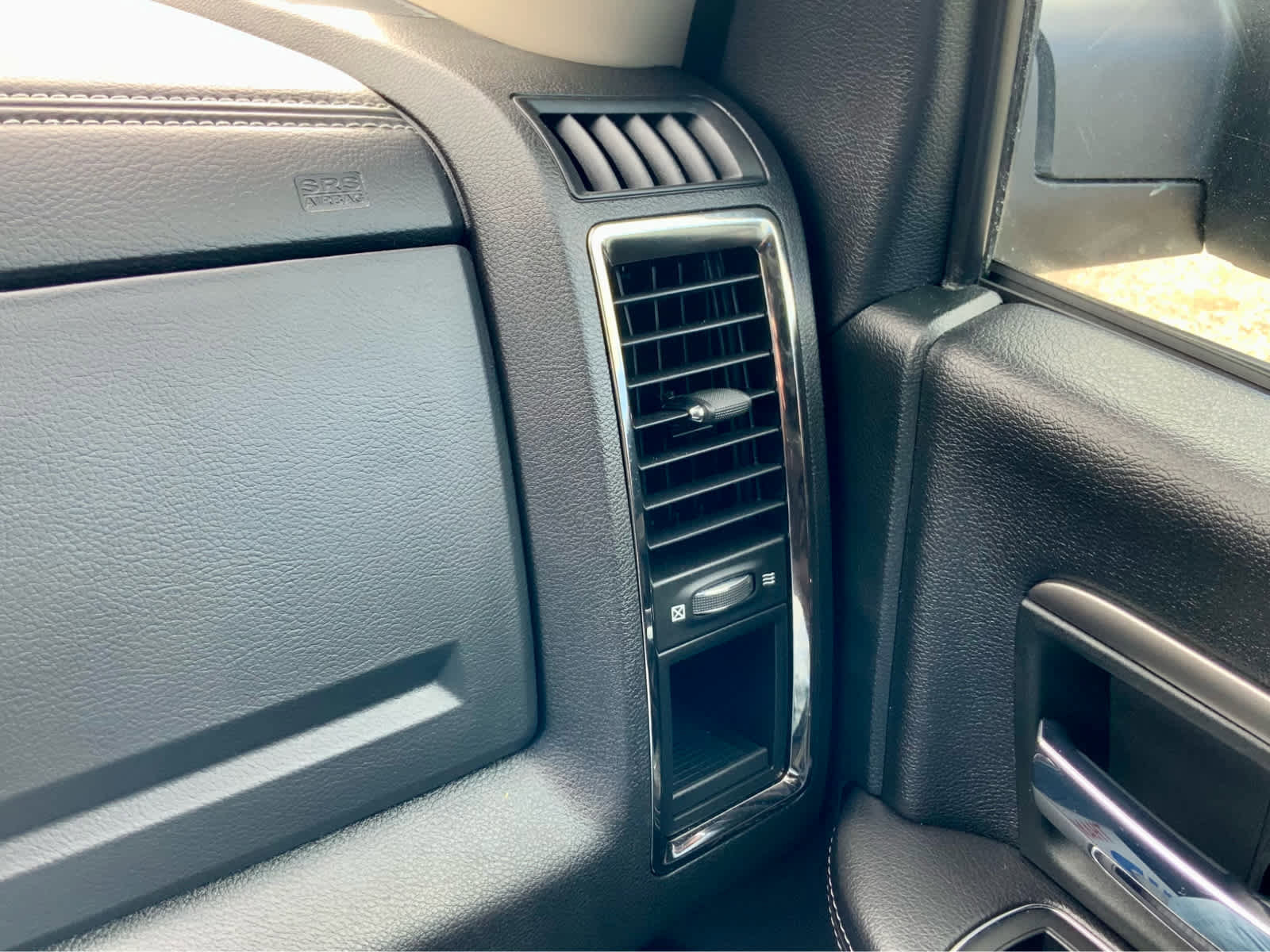 Used 2017 RAM 1500 Sport image 47