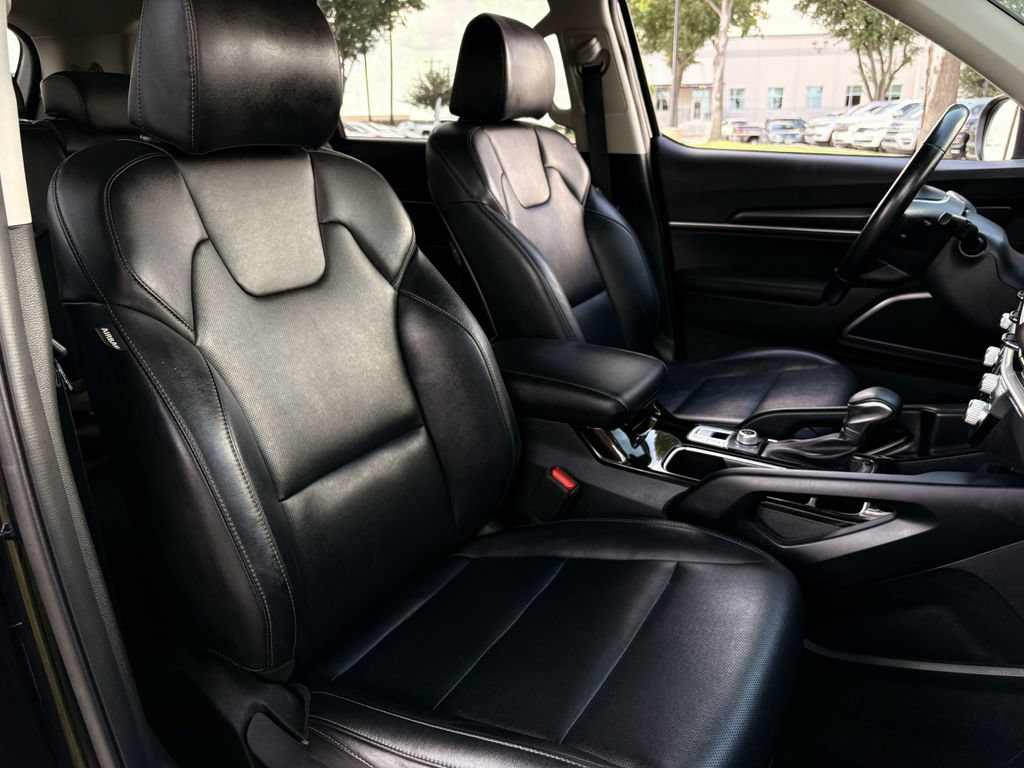 Used 2023 Kia Telluride LX AWD/4WD image 32