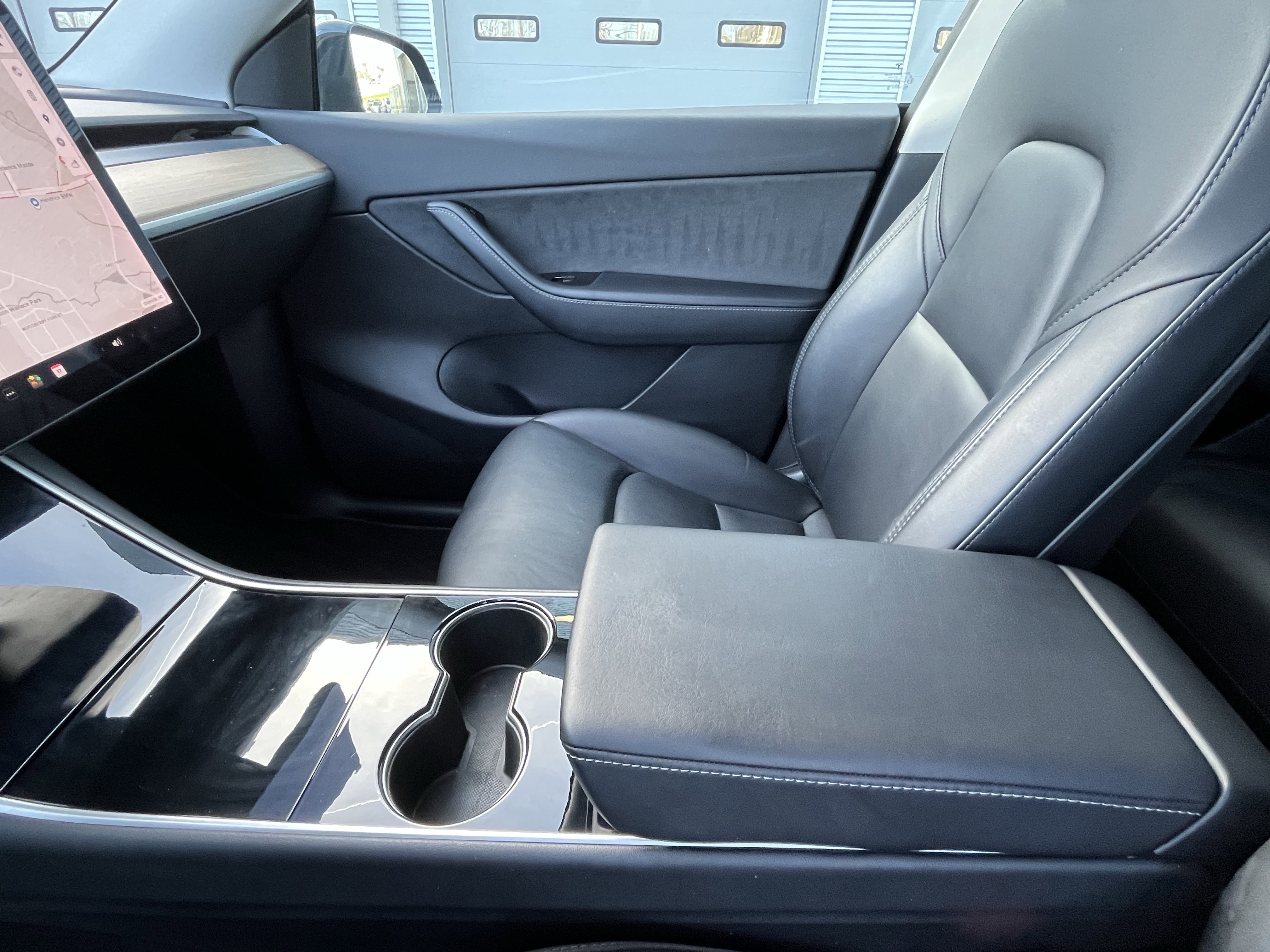 Used 2021 Tesla Model Y Long Range image 23