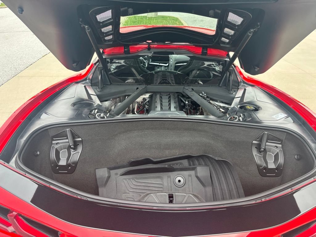 Used 2024 Chevrolet Corvette Stingray Coupe w/ 1LT RWD image 7