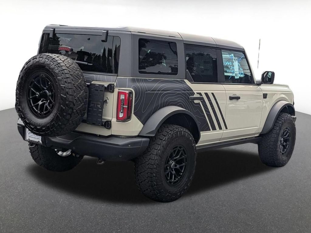 New 2026 Ford Bronco Badlands AWD/4WD image 3