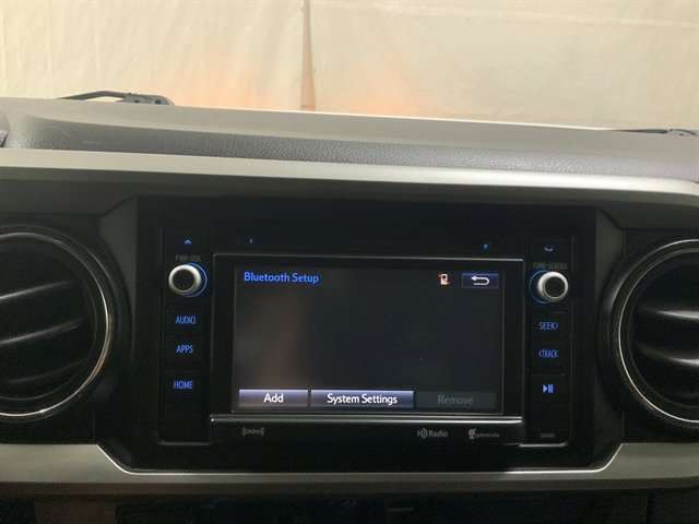 Used 2017 Toyota Tacoma SR5 w/ Tow Package AWD/4WD image 28