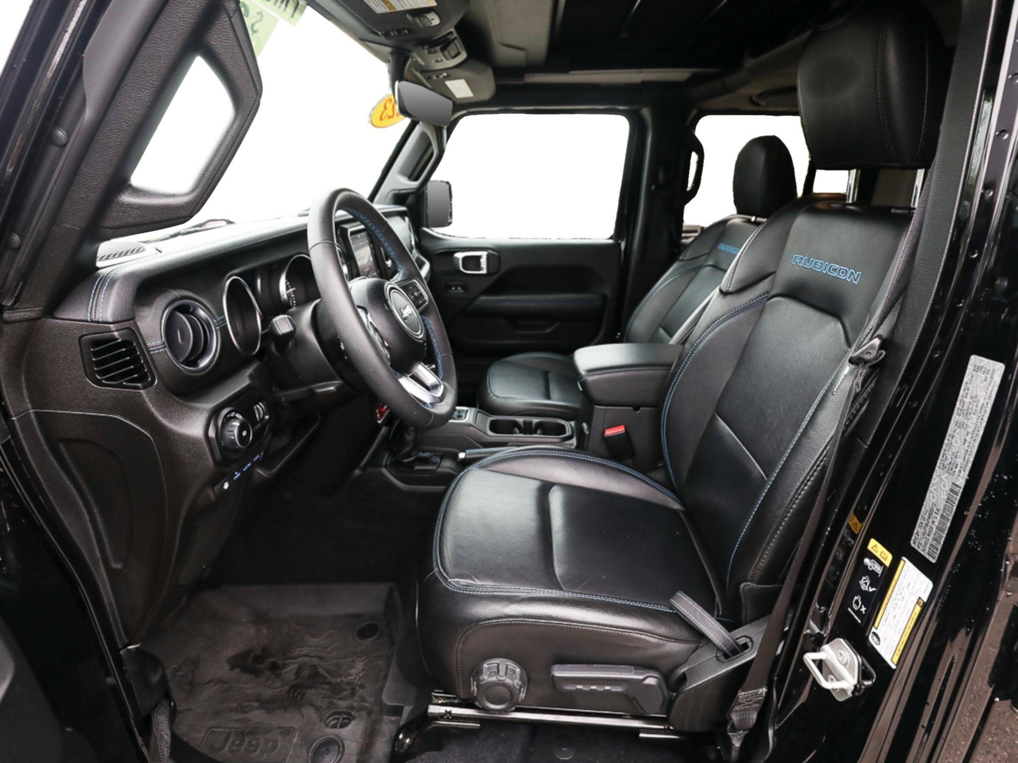 Used 2023 Jeep Wrangler Unlimited Rubicon 4xe w/ Cold Weather Group AWD/4WD image 12