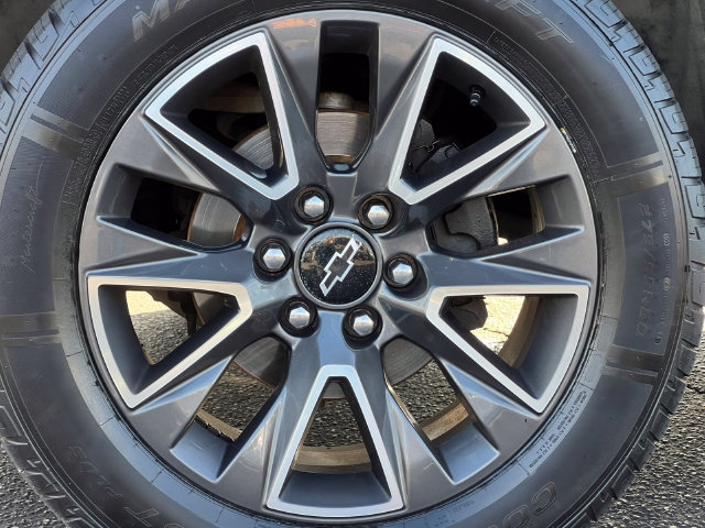 Used 2016 Chevrolet Suburban LTZ AWD/4WD image 9