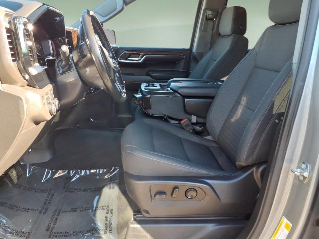 Used 2023 Chevrolet Silverado 1500 RST w/ Z71 Off-Road Package AWD/4WD image 24
