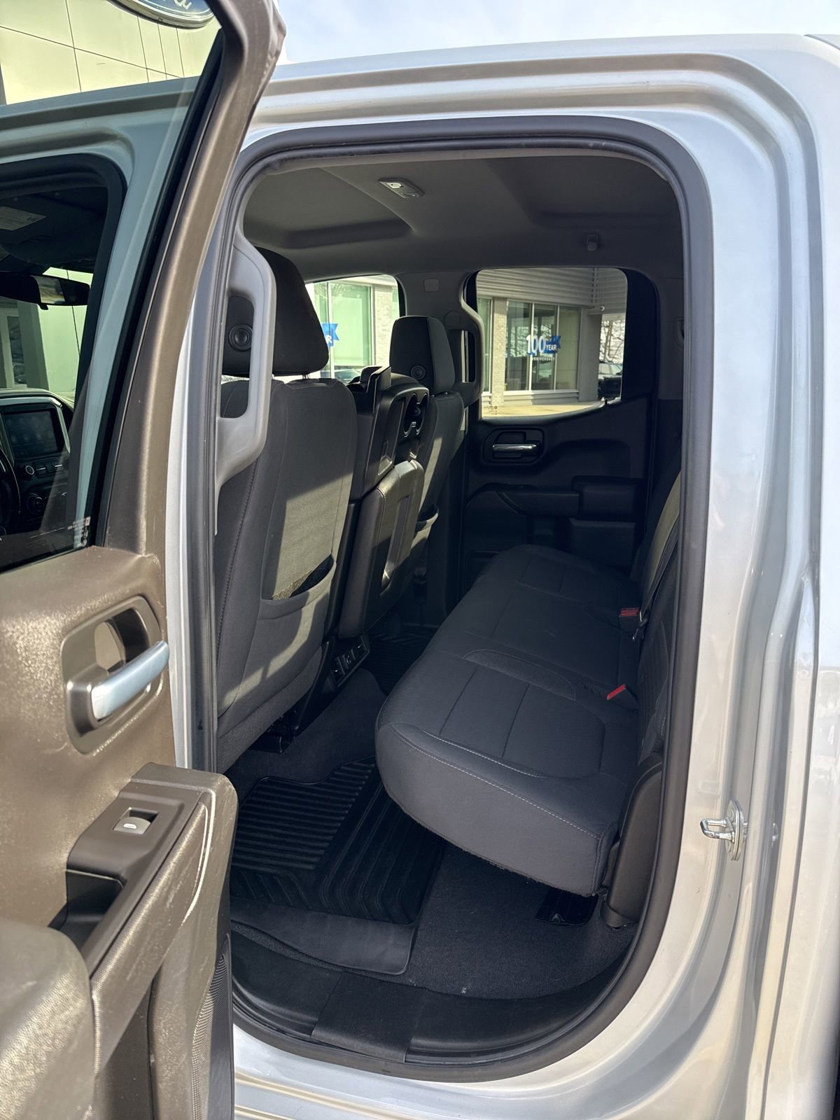 Used 2020 Chevrolet Silverado 1500 LT w/ Convenience Package image 14