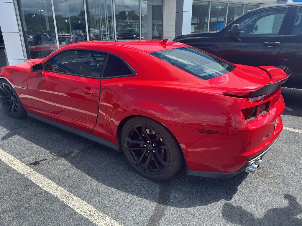 Used 2012 Chevrolet Camaro ZL1 RWD image 7