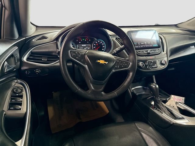 Used 2016 Chevrolet Malibu LT image 21