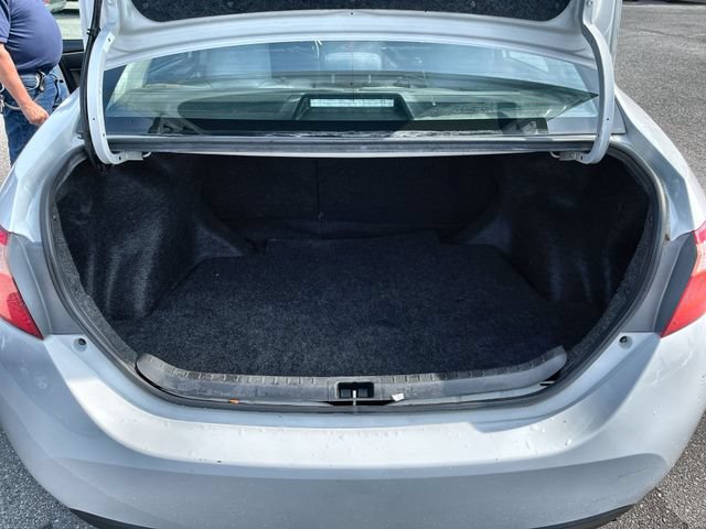Used 2019 Toyota Corolla LE FWD image 21
