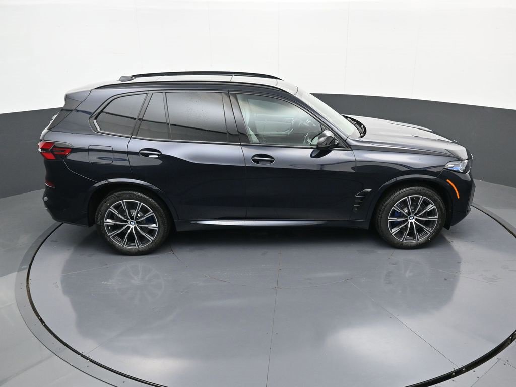 New 2026 BMW X5 M60i image 47
