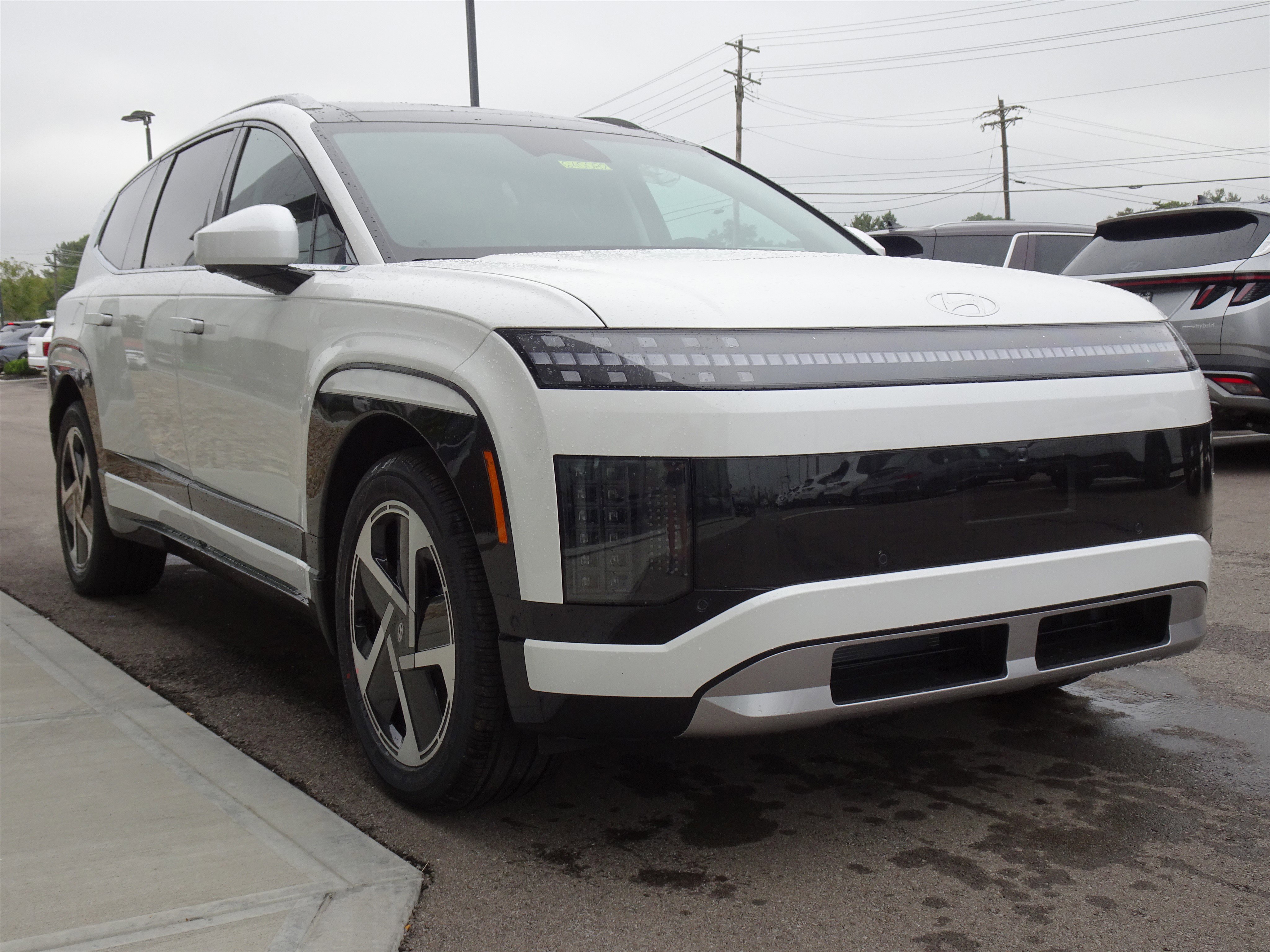 New 2026 Hyundai Ioniq 9 Limited image 6