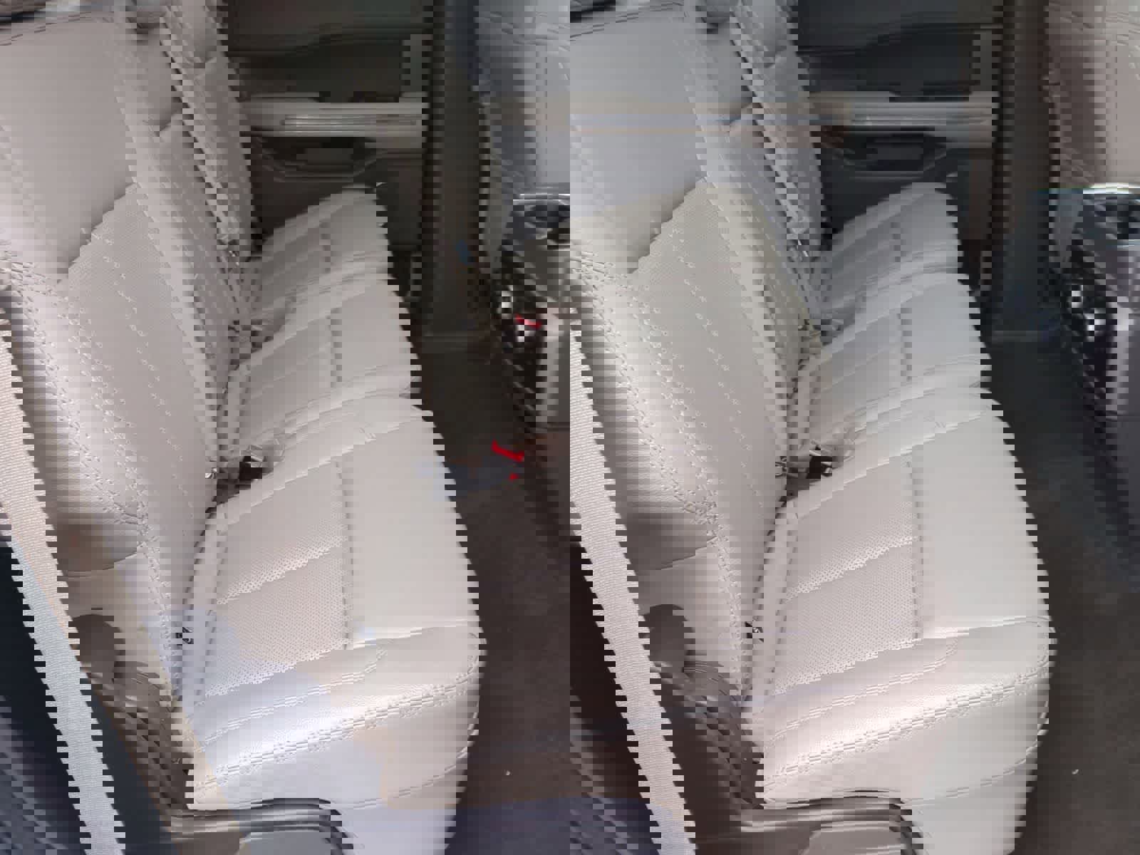 Used 2021 Ford Expedition XLT image 21