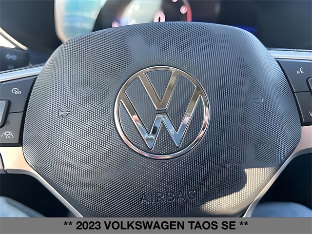 Used 2023 Volkswagen Taos SE w/ Panoramic Sunroof Package image 27