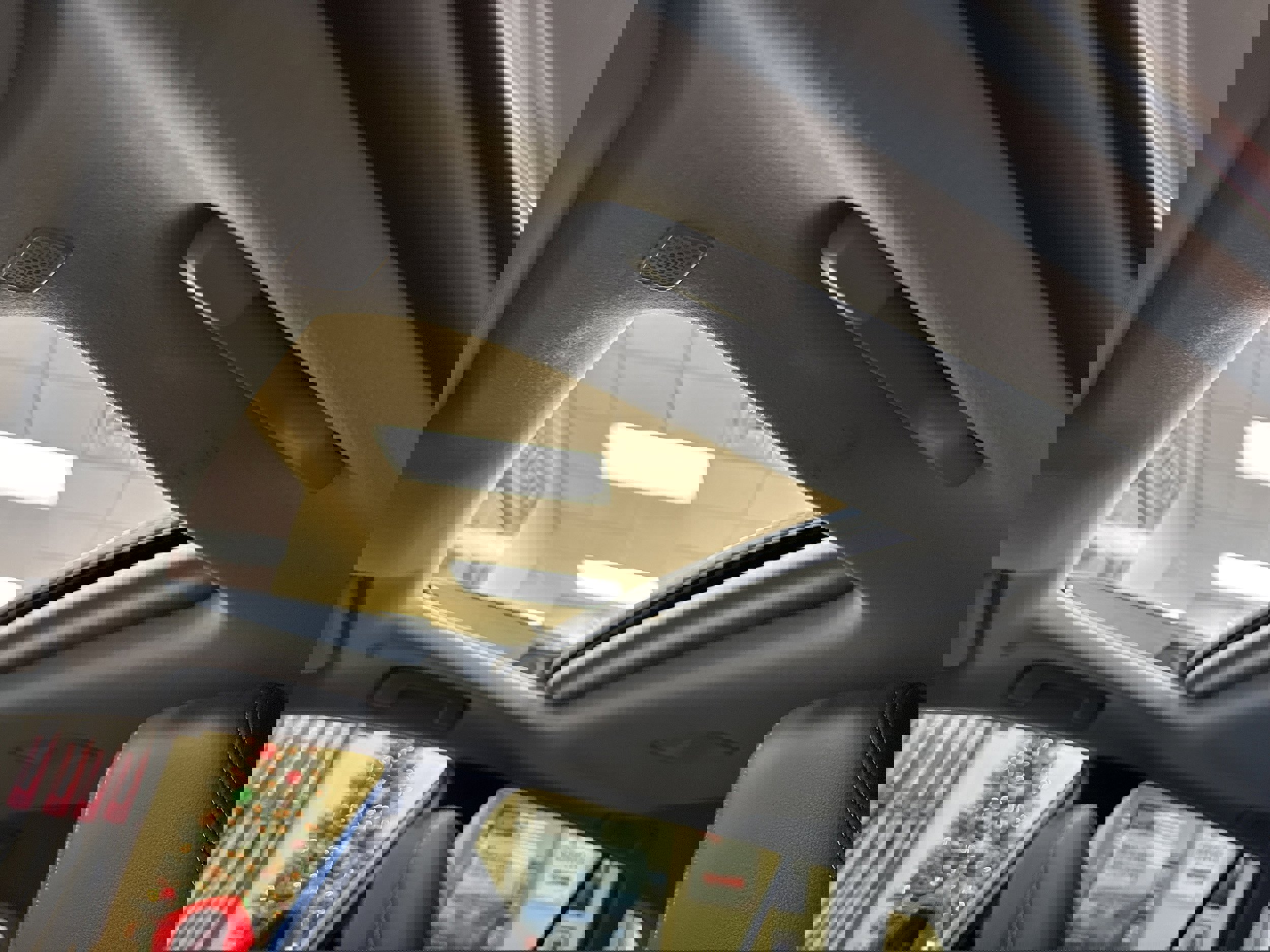 Used 2024 Toyota Corolla Cross XLE w/ Convenience Package image 6