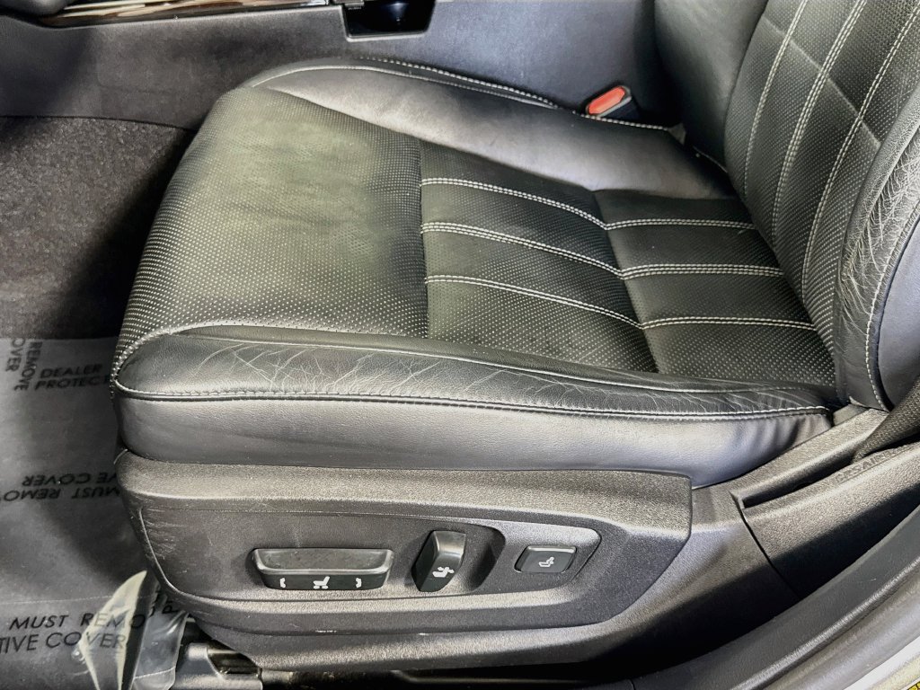 Used 2016 Lexus ES 300h FWD image 16