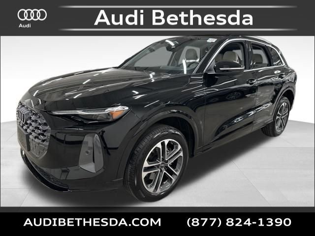 Certified 2025 Audi Q5 Premium Plus w/ Premium Plus image 3