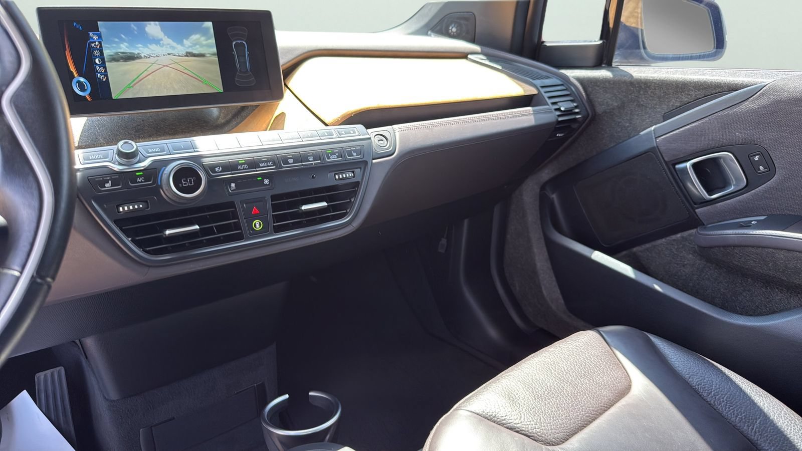 Used 2015 BMW i3 w/ Range Extender RWD image 19